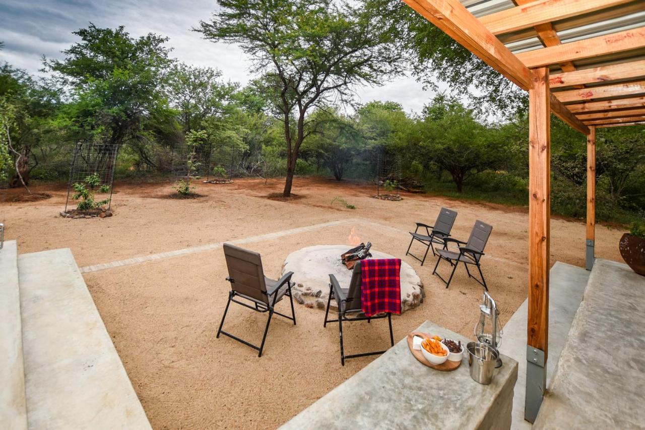 Khiza Bush Retreat Villa โฮดสปรูท ภายนอก รูปภาพ