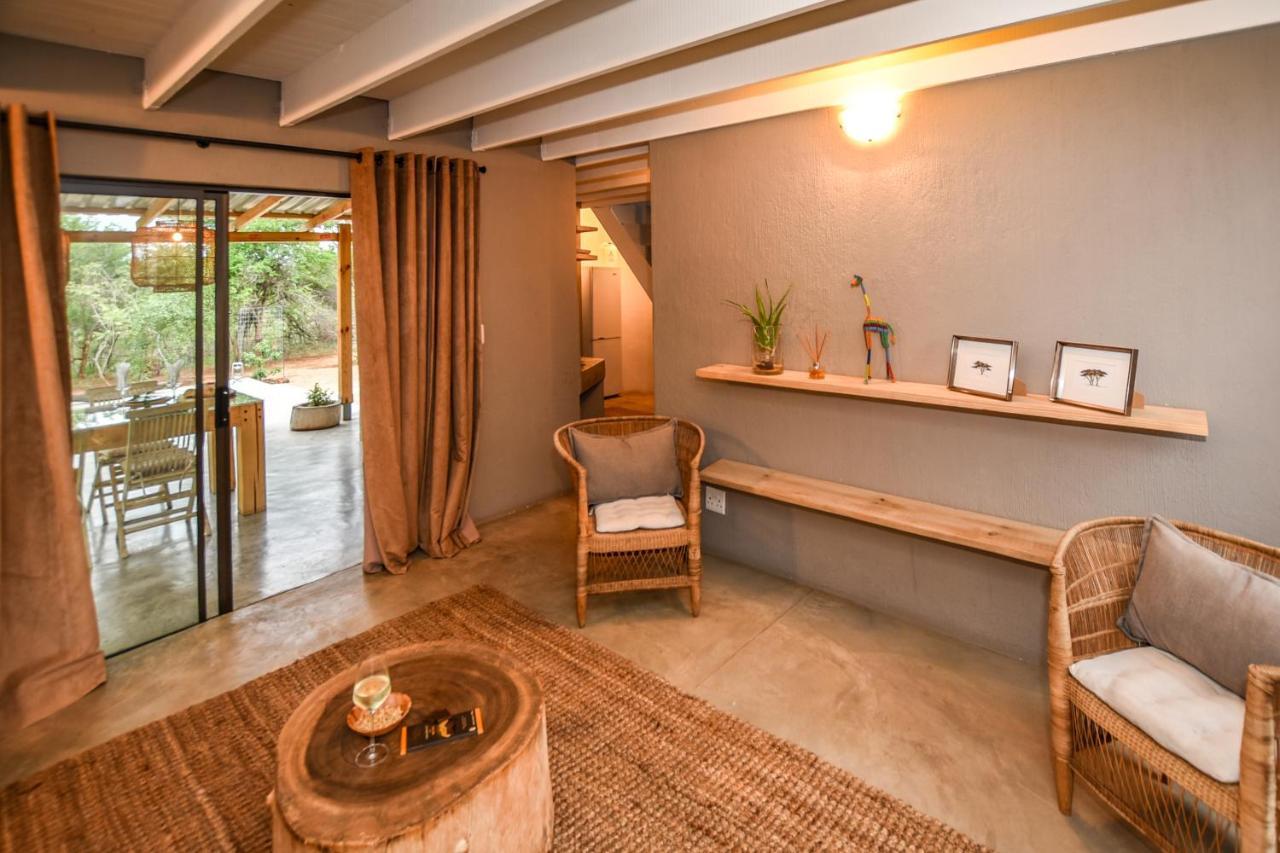Khiza Bush Retreat Villa โฮดสปรูท ภายนอก รูปภาพ