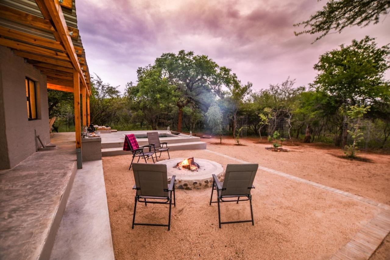 Khiza Bush Retreat Villa โฮดสปรูท ภายนอก รูปภาพ
