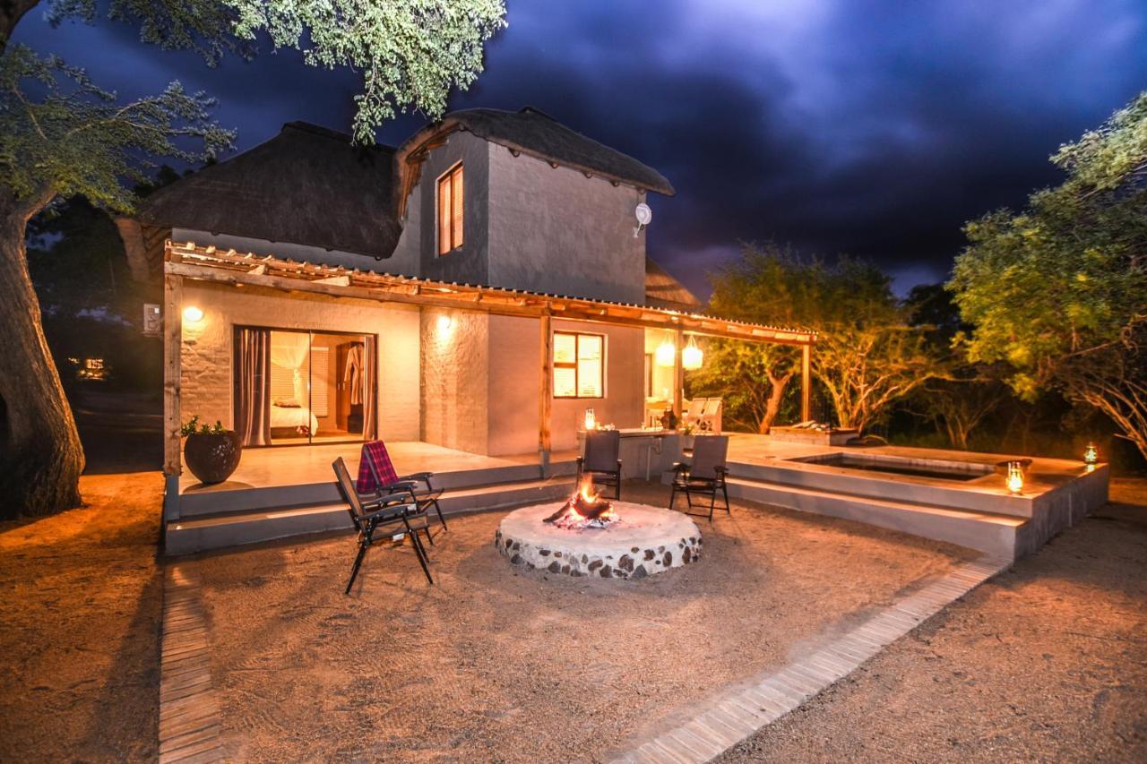 Khiza Bush Retreat Villa โฮดสปรูท ภายนอก รูปภาพ