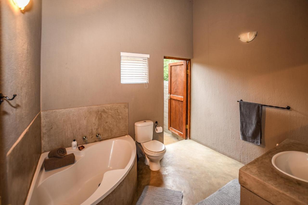 Khiza Bush Retreat Villa โฮดสปรูท ภายนอก รูปภาพ