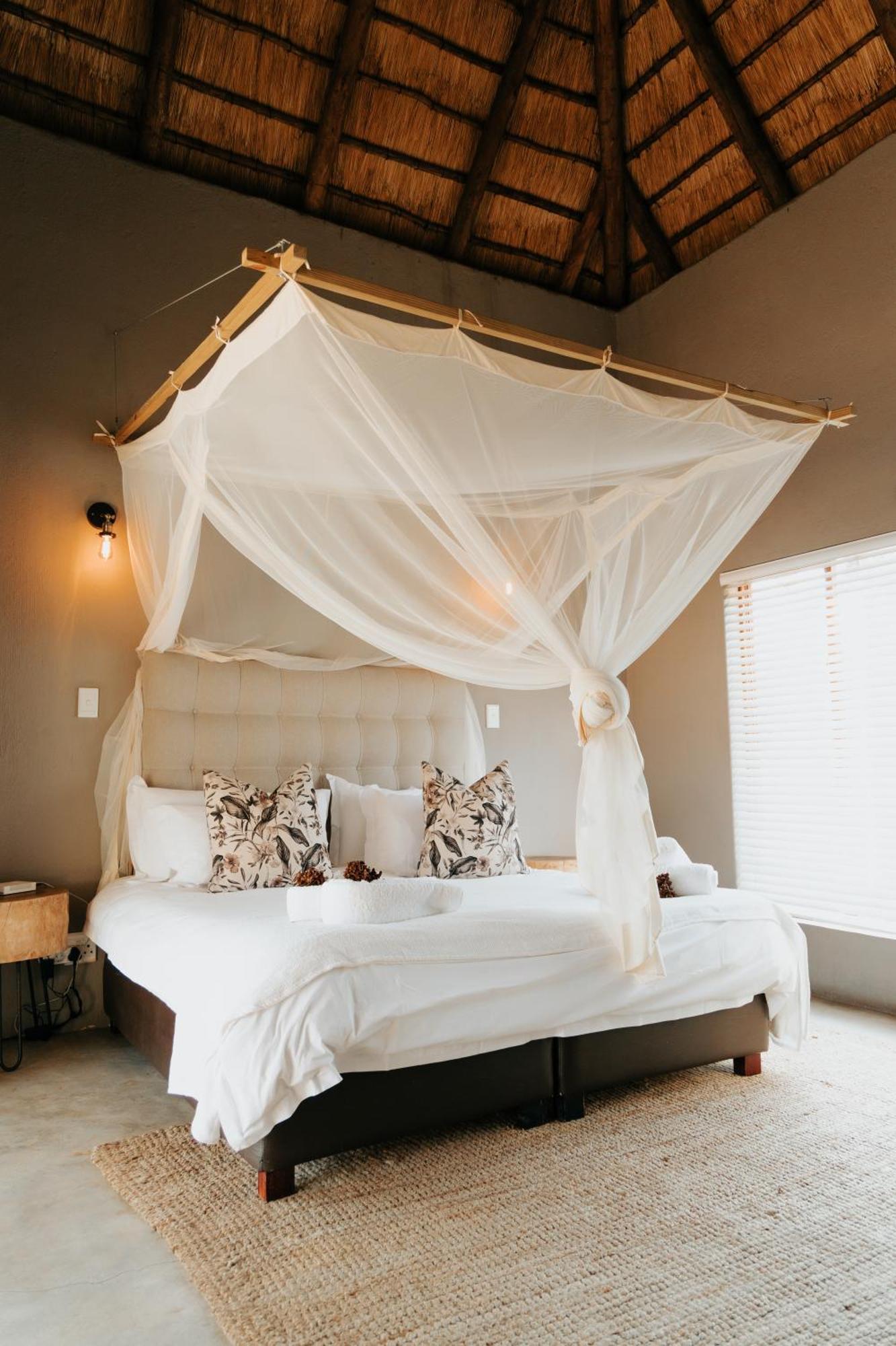 Khiza Bush Retreat Villa โฮดสปรูท ภายนอก รูปภาพ