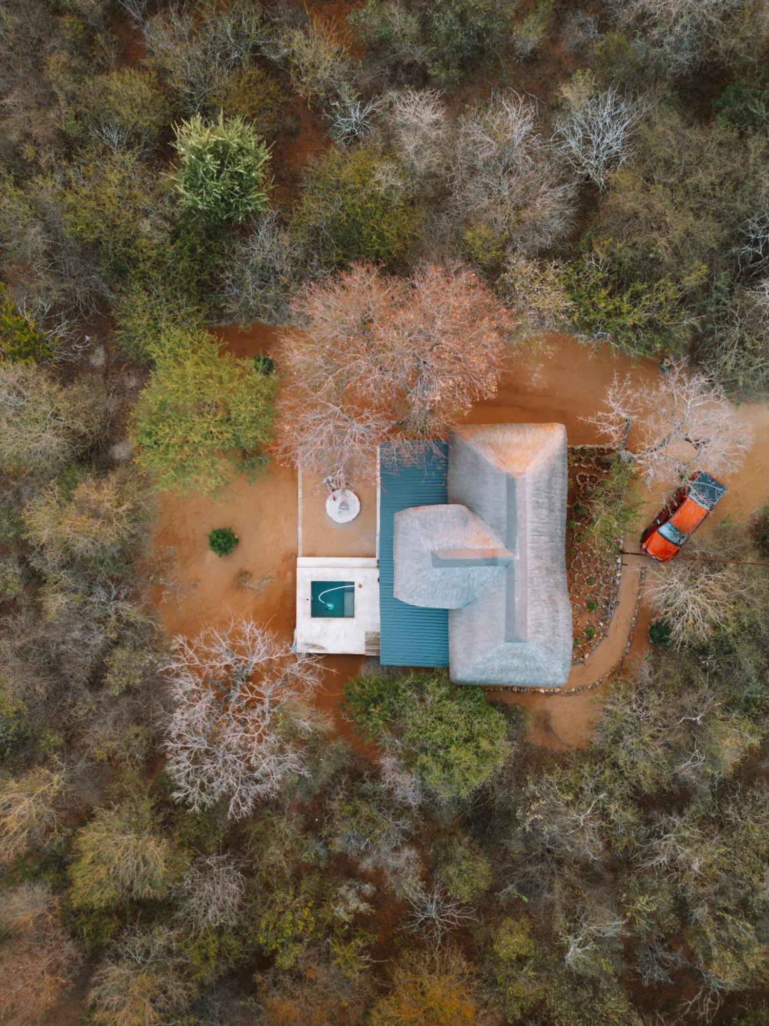 Khiza Bush Retreat Villa โฮดสปรูท ภายนอก รูปภาพ